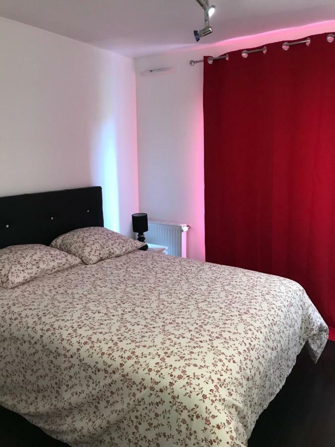 Chambre d'Hôtes Proche de Disneyland et Pas Loin de Paris Bussy-Saint-Georges Extérieur photo